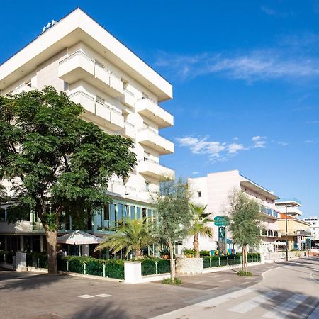 Hotel Palos Rimini Bagian luar foto