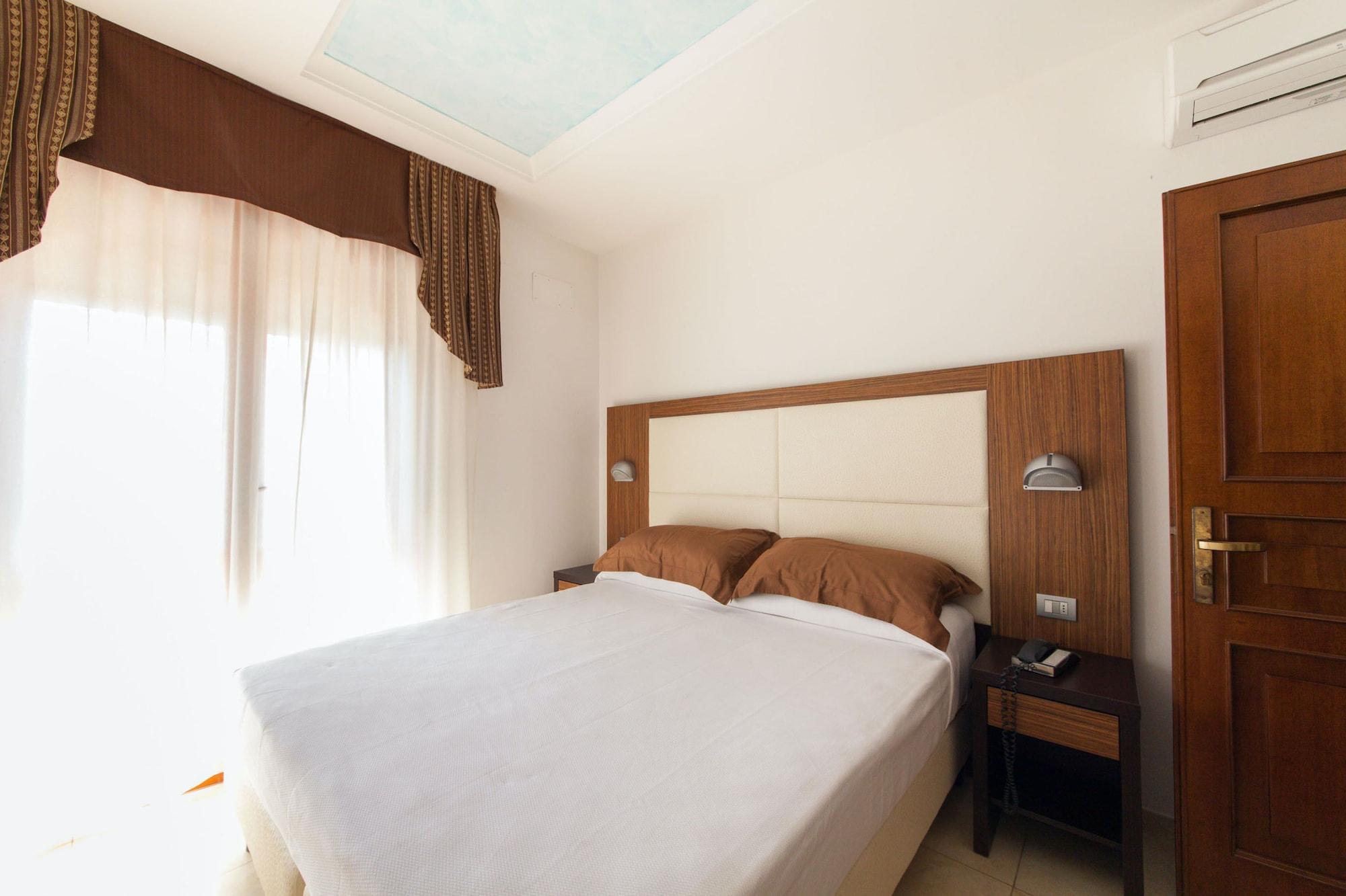 Hotel Palos Rimini Bagian luar foto