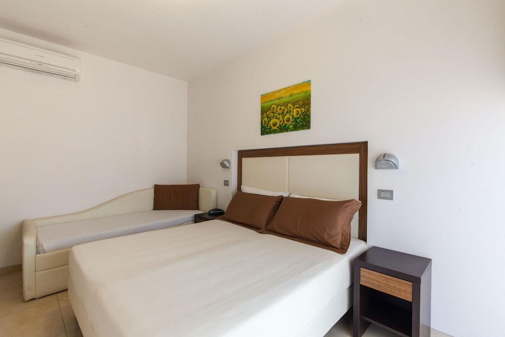 Hotel Palos Rimini Bagian luar foto