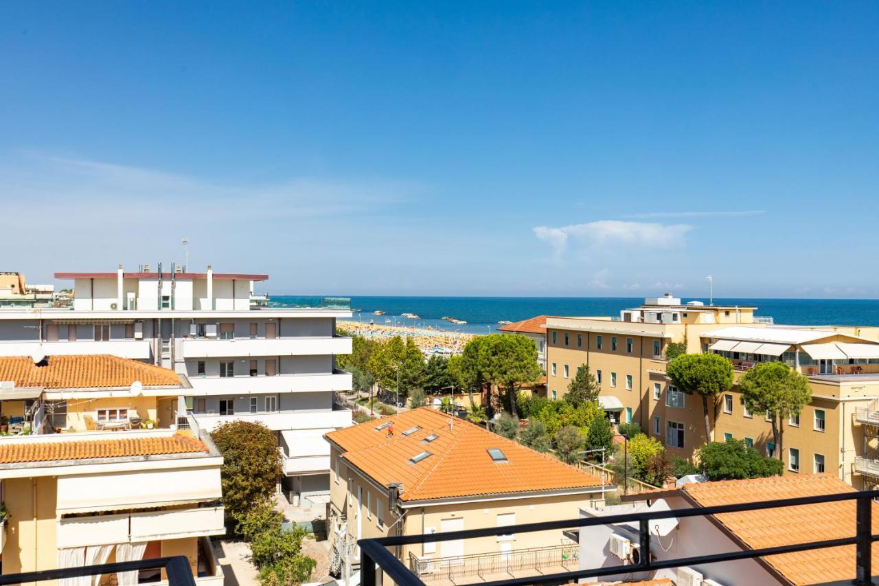 Hotel Palos Rimini Bagian luar foto