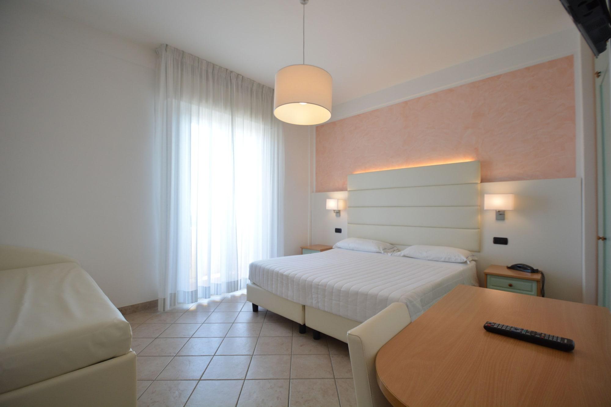 Hotel Palos Rimini Bagian luar foto