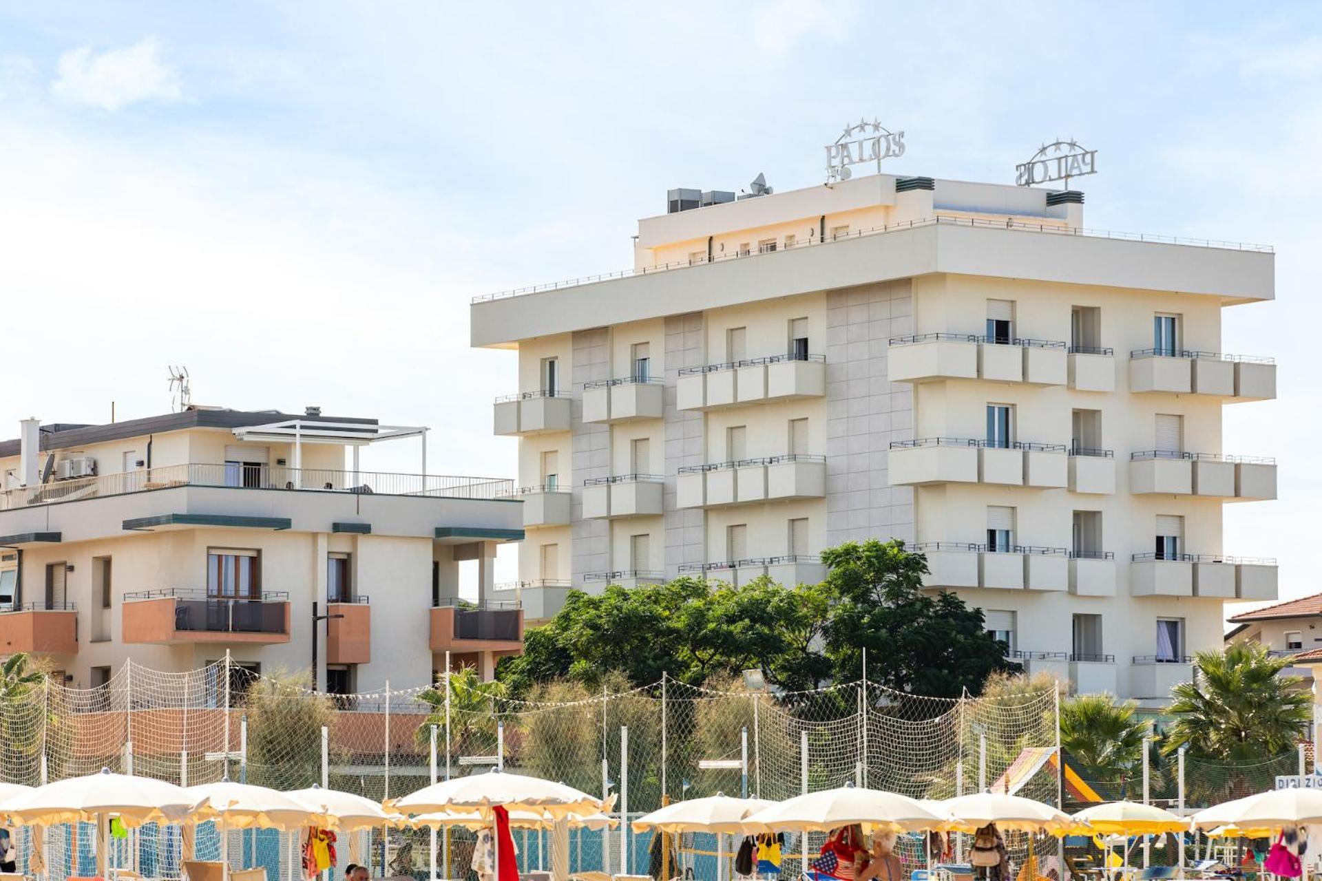 Hotel Palos Rimini Bagian luar foto